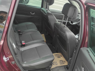 Renault Grand Scenic foto 4