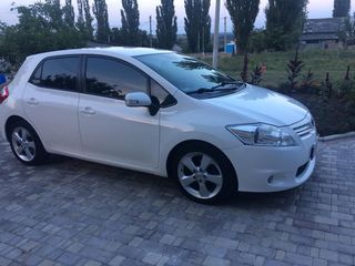 Toyota Auris foto 2