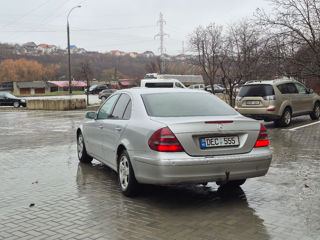 Mercedes E-Class foto 6