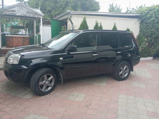 Nissan X-Trail foto 3