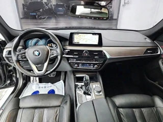 BMW 5 Series foto 7