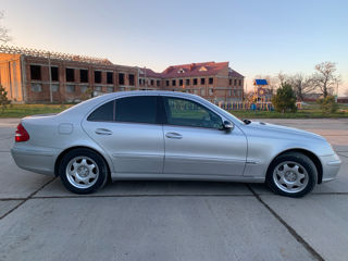 Mercedes E-Class foto 4