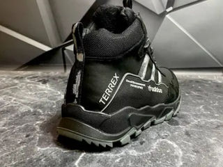 Коженные зимние ботинки adidas terrex! есть размеры foto 2