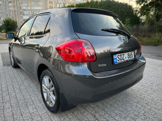 Toyota Auris foto 4