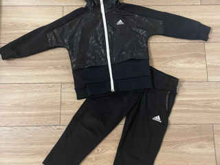 Costum original Adidas mărime 6 ani