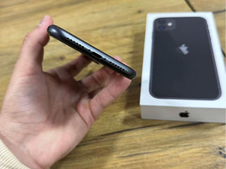 IPhone 11 64 gb foto 7