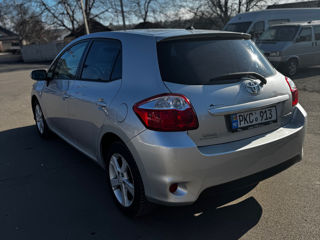 Toyota Auris foto 3