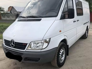 Mercedes Sprinter 211 cdi foto 2