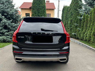 Volvo XC90 foto 4