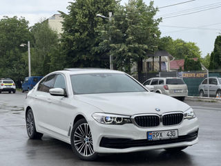 BMW 5 Series foto 3