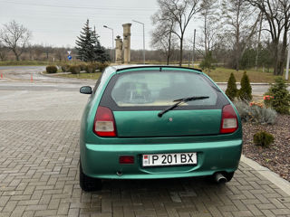 Mitsubishi Colt foto 5