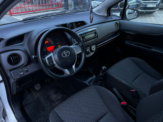 Toyota Yaris foto 7