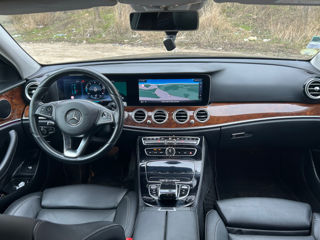 Mercedes E-Class foto 5