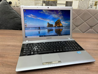 Laptop Samsung/i5/8Gb/256SSD