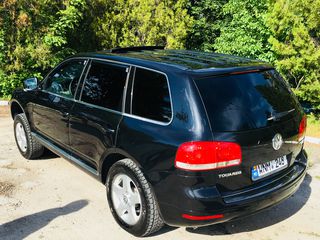 Volkswagen Touareg foto 4