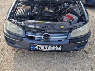 Opel Omega foto 3