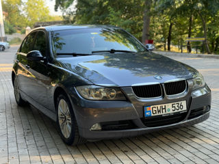 BMW 3 Series foto 2