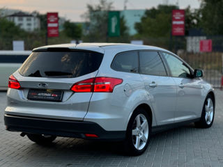 Ford Focus foto 5