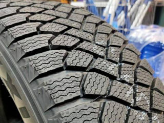 Anvelope iarna 215/55 R18 99T XL Maxxis SP5 Premitra Ice 5 foto 5