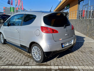 Mitsubishi Colt foto 4