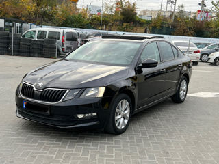 Skoda Octavia foto 2