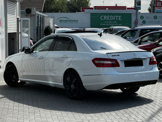 Mercedes E-Class foto 4