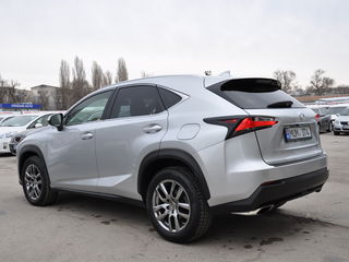 Lexus NX Series foto 4