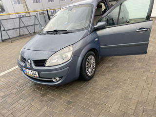 Renault Grand Scenic foto 6