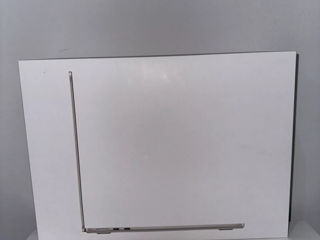 MacBook Air 13.6 M3, 8/256GB, Starlight - Nou și Sigilat - Cel mai bun preț! Garantie! QWERTY