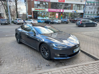 Tesla Model S foto 8