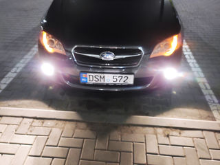 Subaru Legacy foto 8