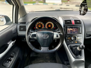 Toyota Auris foto 6