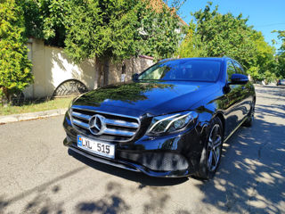 Mercedes E-Class foto 3