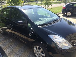 Toyota Prius foto 1