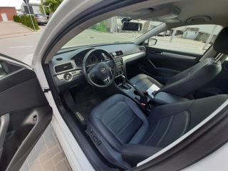 Volkswagen Passat foto 11