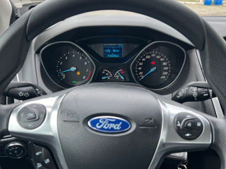 Ford Focus foto 10