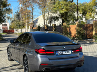 BMW 5 Series foto 6