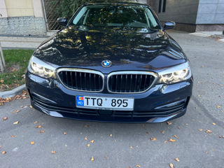 BMW 5 Series foto 3