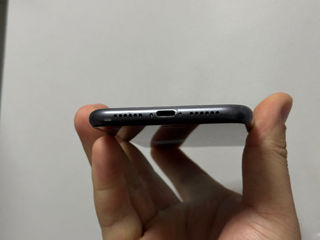 iPhone 11/64 GB black foto 3