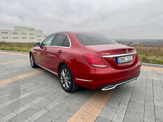 Mercedes C-Class foto 6