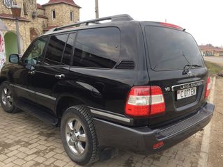 Toyota Land Cruiser foto 2