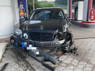 Mercedes E Class foto 1