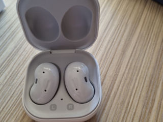 Căști Galaxy Buds Live White foto 2