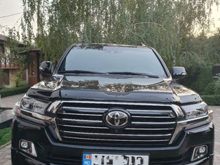 Toyota Land Cruiser foto 1