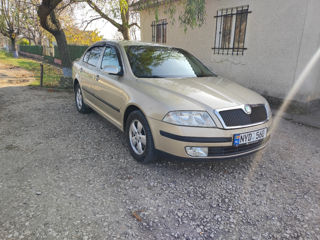 Skoda Octavia foto 2