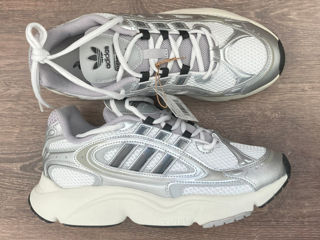 Мужские кроссовки Adidas. Размер 41, 42. фото 0