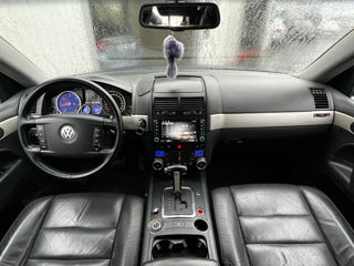 Volkswagen Touareg foto 10