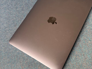 MacBook Air 2020, Intel Core i5, 500 GB Space Gray foto 3