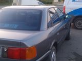 Audi 100 foto 6