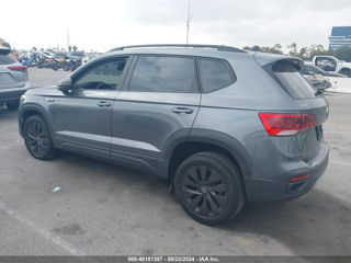 Volkswagen Taos foto 4